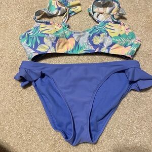 Women’s swim